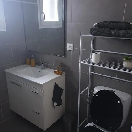 In Recent Apartment Corte (Corsica)